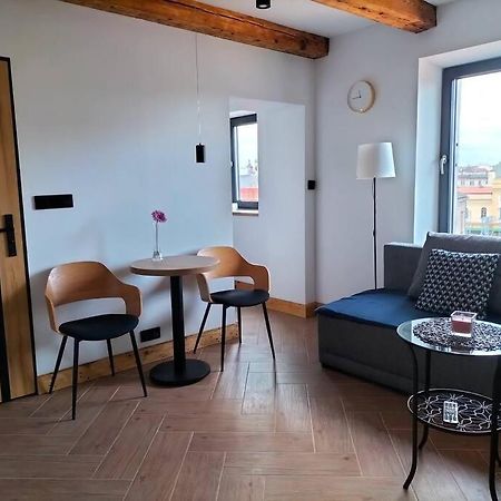 Uroczy Apartament W Centrum Krakowa Dış mekan fotoğraf